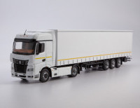 KAMAZ-54901 с полуприцепом НЕФАЗ-93341